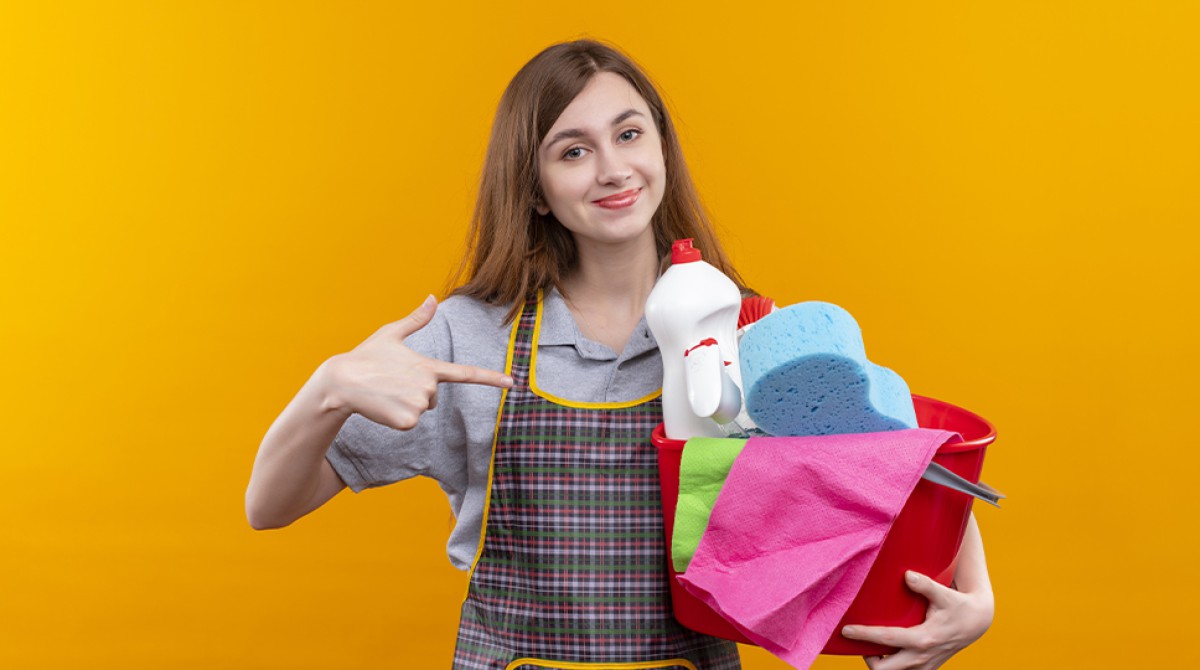 Россиянки назвали список обязательных средств для уборки дома