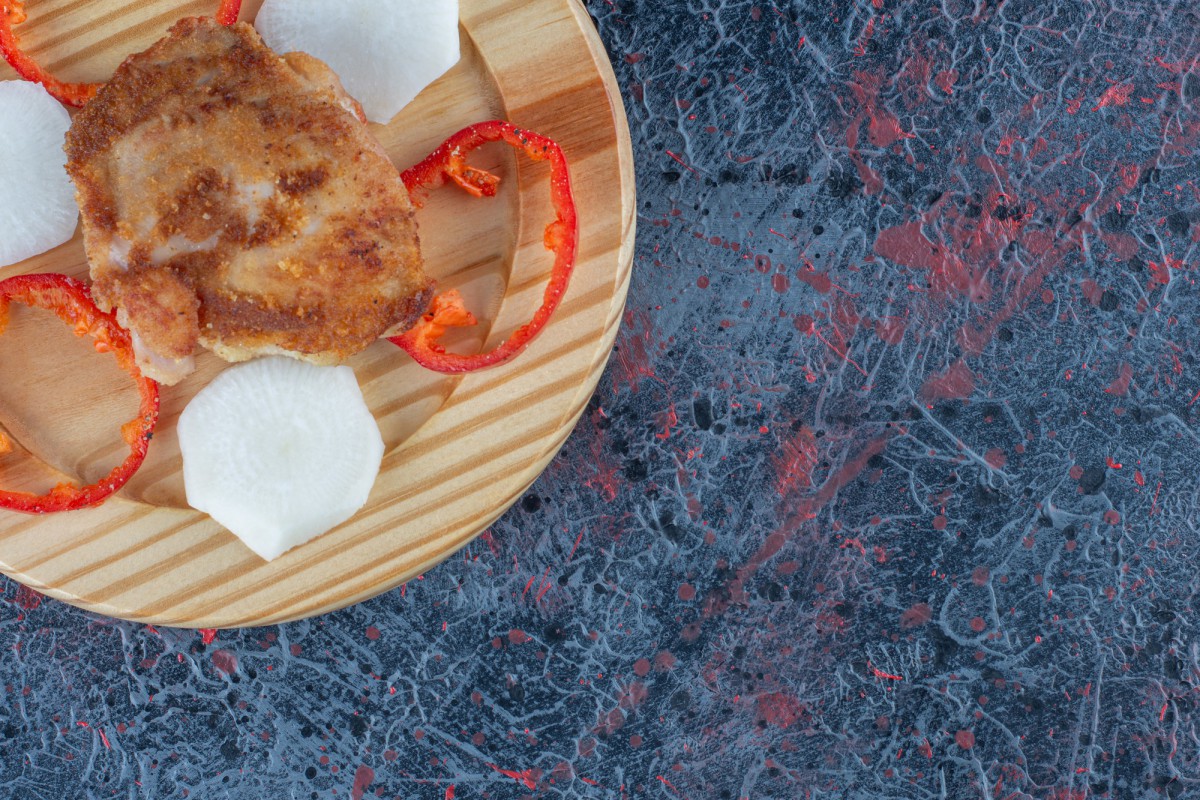 Куриное филе в кляре: сочное и нежное мясо за 30 минут