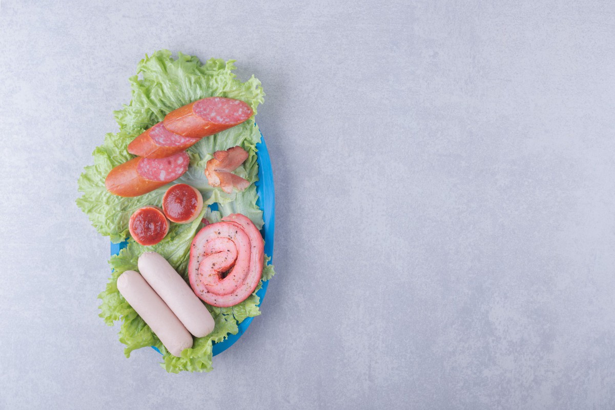 Как не купить колбасу без мяса: советы врача-диетолога