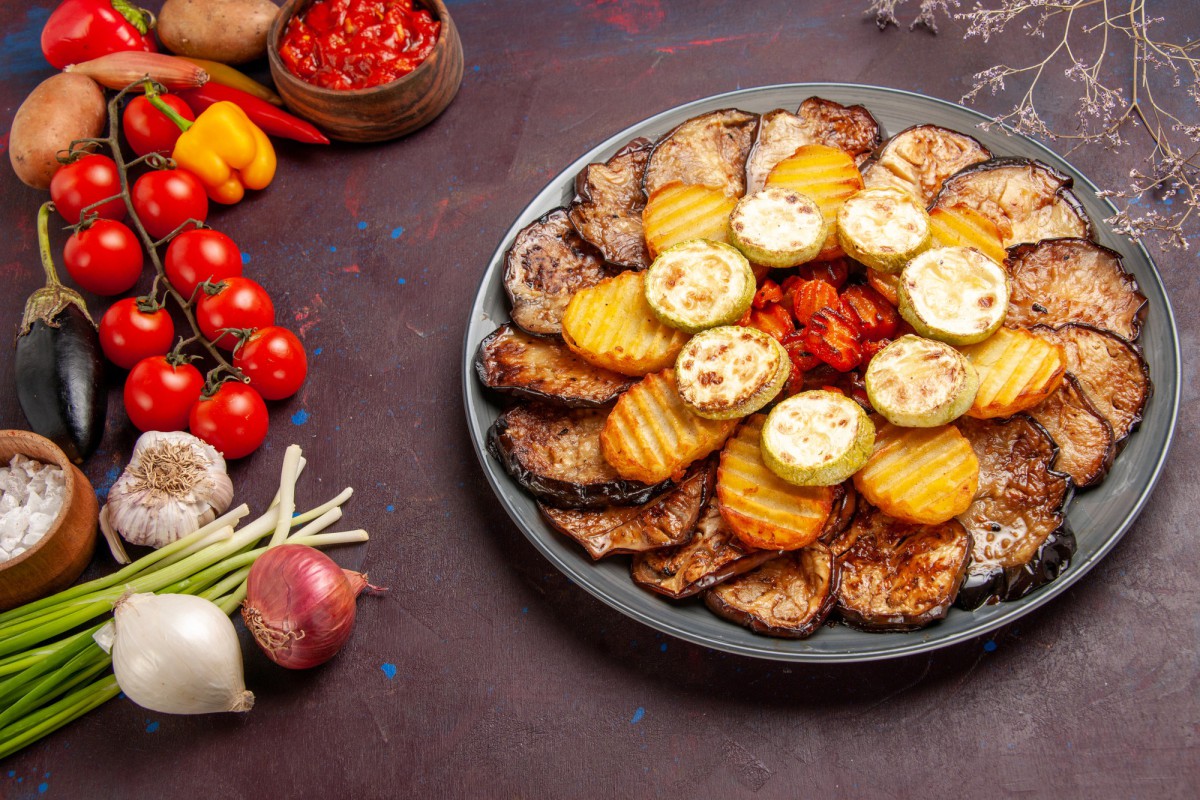 Вкусные кабачковые котлеты и оладьи: простой и сочный рецепт