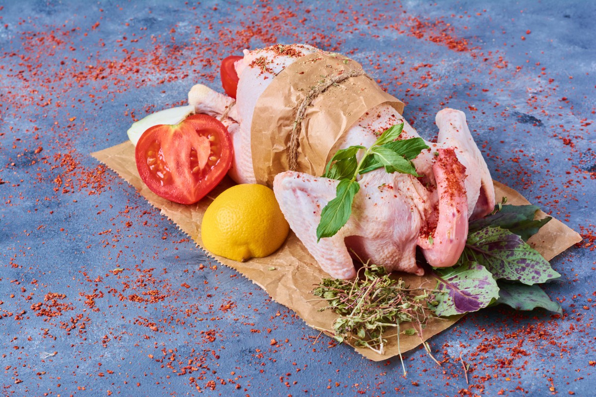 Как сделать курицу сочной и ароматной: хитрость поваров