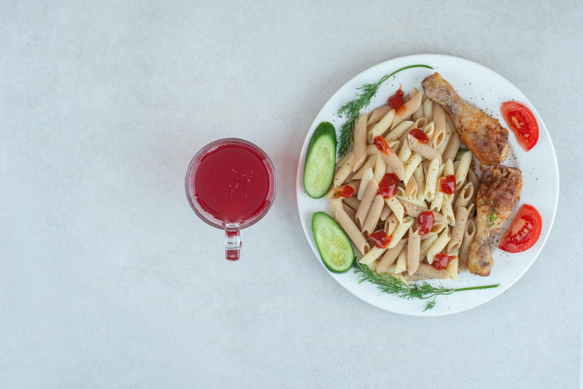 Соус, который покорит ваши вкусовые рецепторы: смешиваем сметану и томаты!
