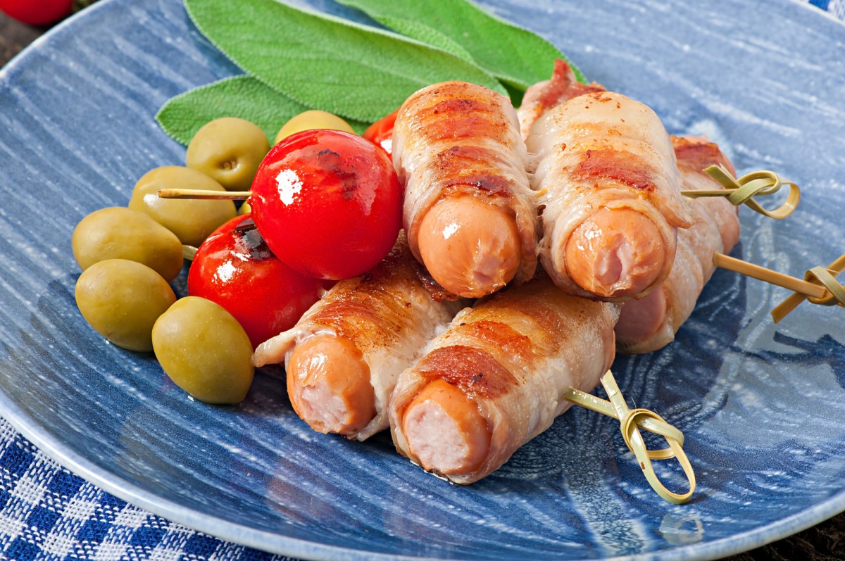 Корн-доги и сосиски в беконе: новые вкусы из старого продукта