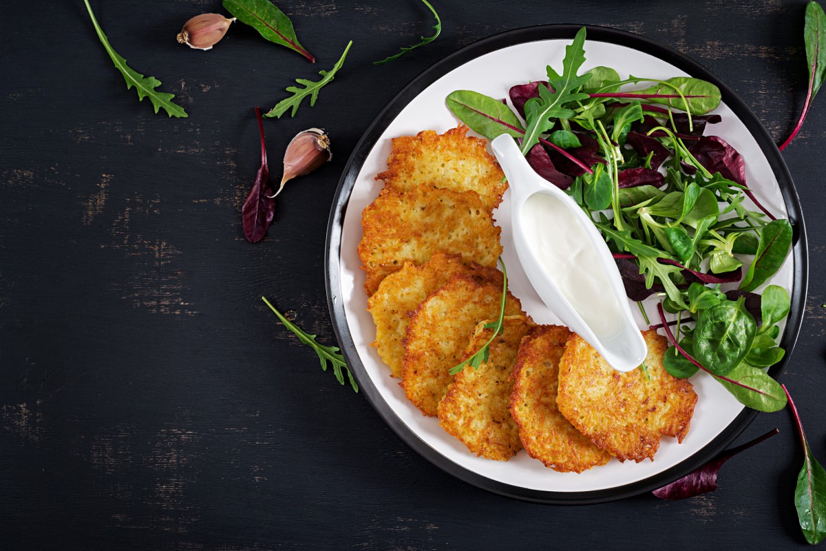 Секреты идеальных драников: как порадовать семью вкусным блюдом