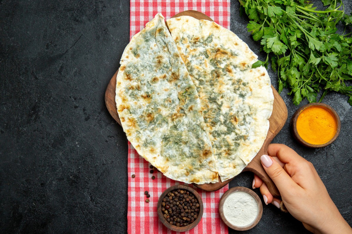 Хачапури за 15 минут: быстрый и вкусный завтрак для всей семьи