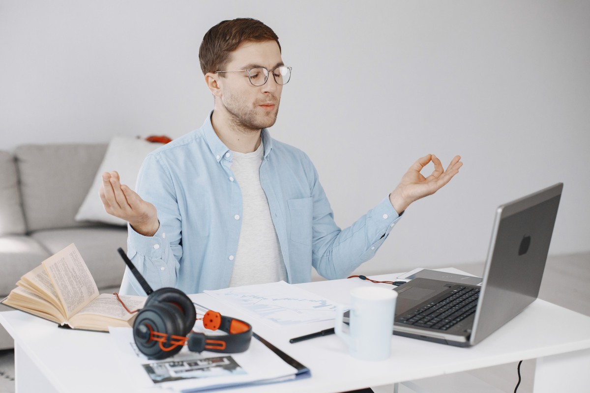 Как распознать работодателя-мошенника при поиске работы