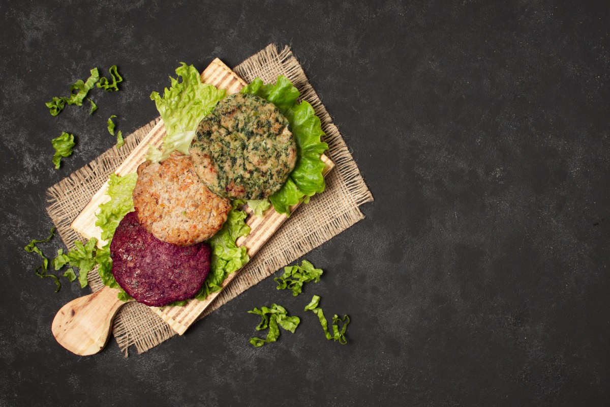 Котлеты с сочной сырной начинкой: простой и вкусный рецепт