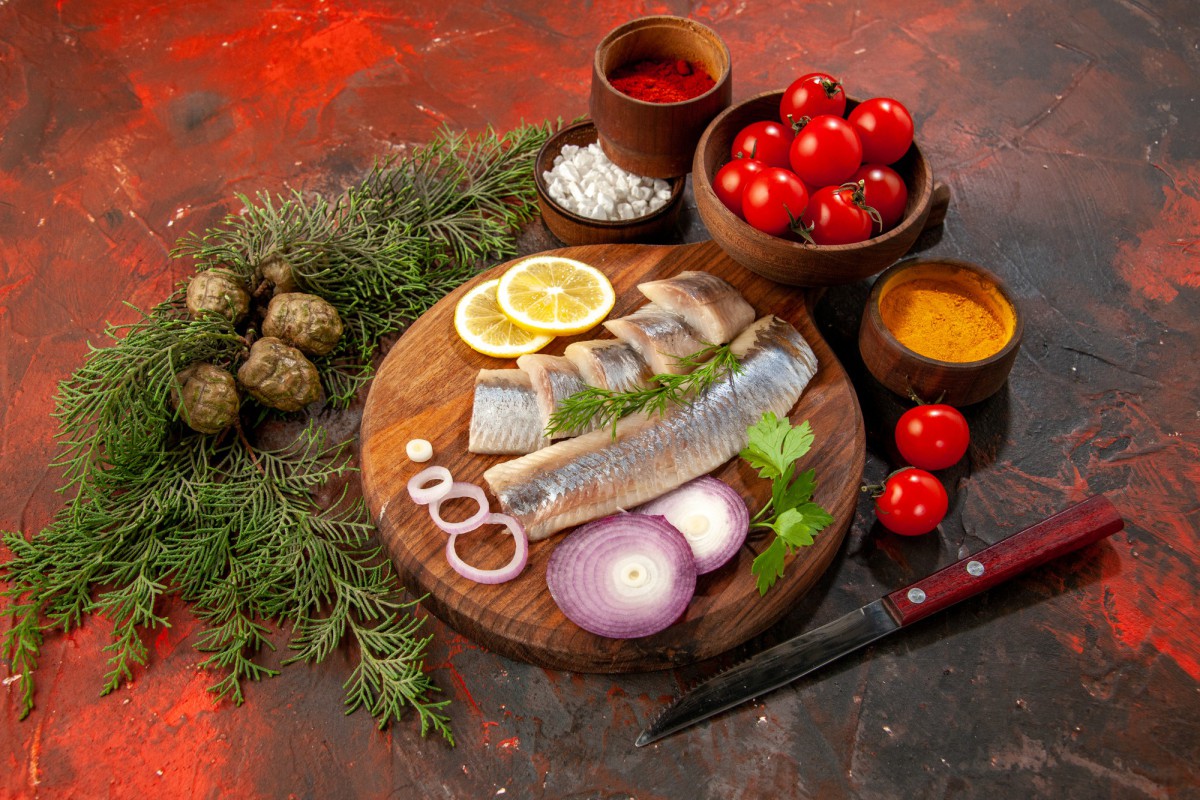Как подготовиться к новогоднему столу без стресса: список продуктов для покупки в ноябре