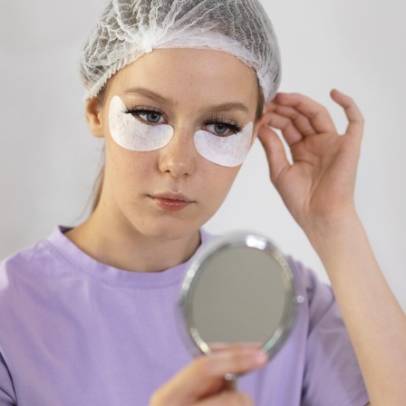 Патчи для глаз: как избежать вреда для кожи