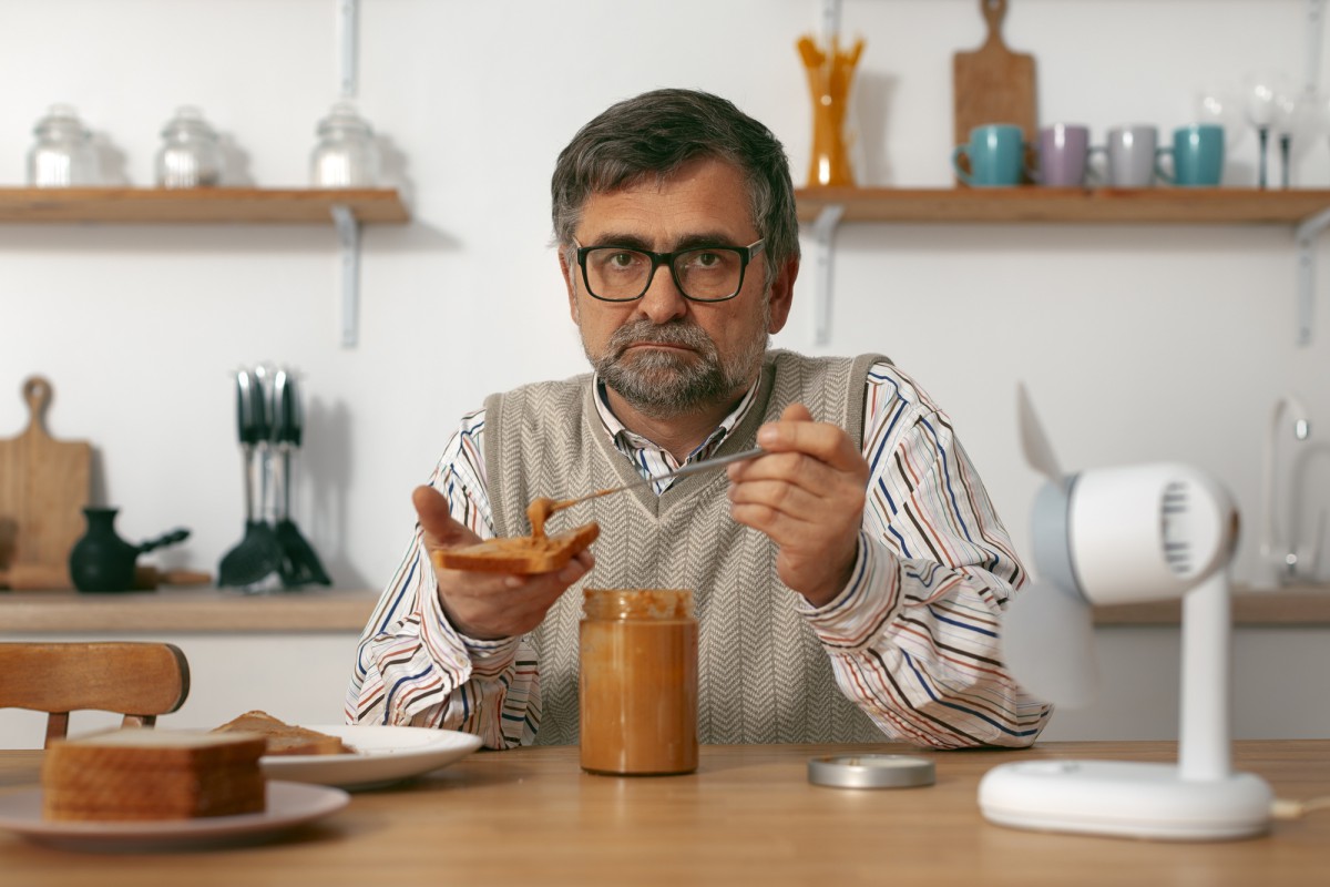 Почему после обеда так сильно хочется спать: разгадка от диетолога