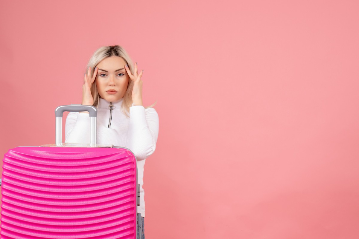 Пассажиры, которые бесят стюардесс: топ-3 ошибок