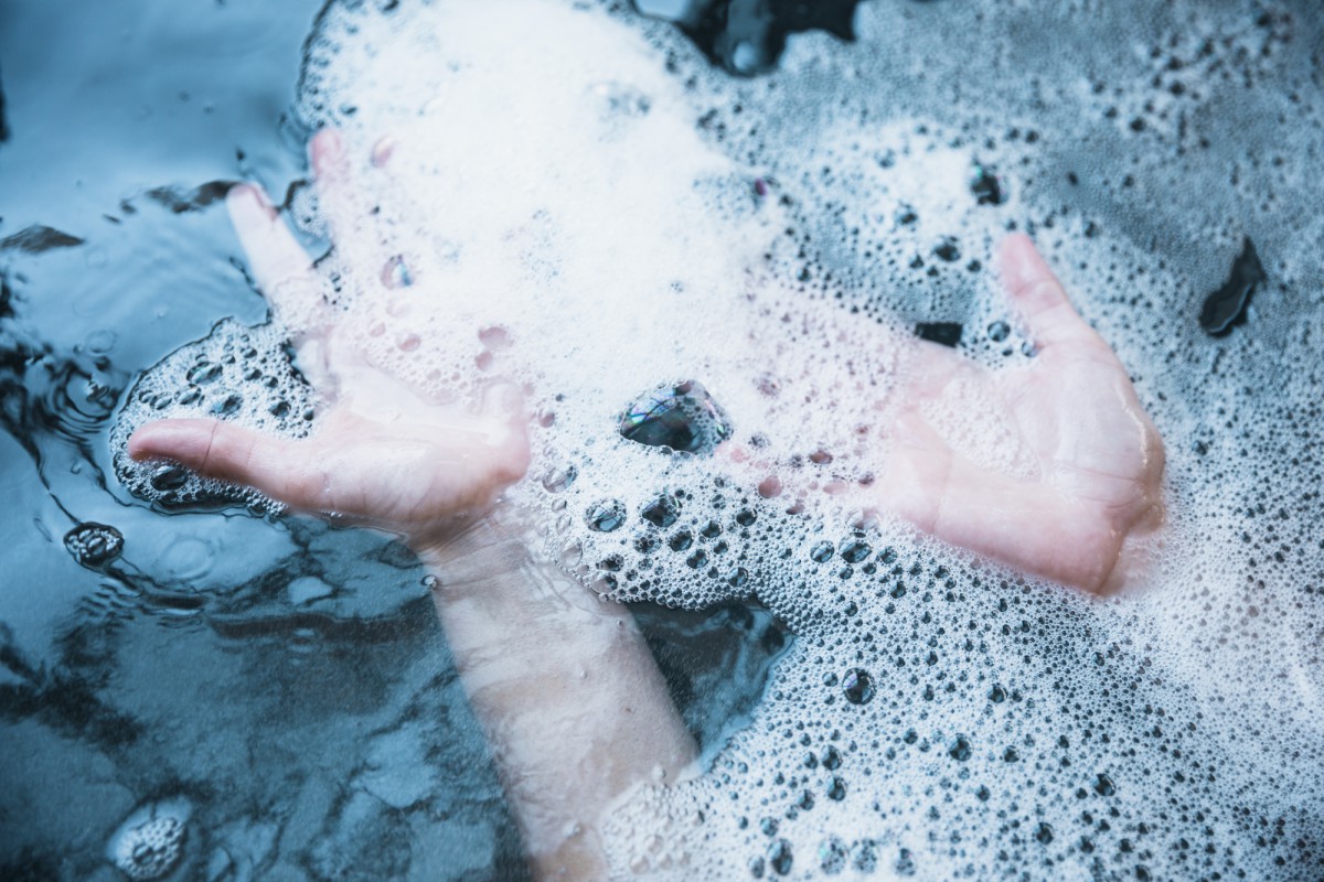 Как вернуть белизну пожелтевшему тюлю: простая схема стирки