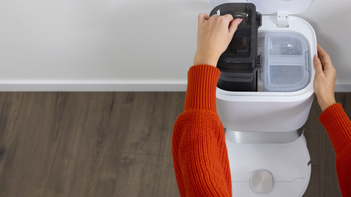 10-минутное чудо: как легко победить налет в бачке унитаза без усилий