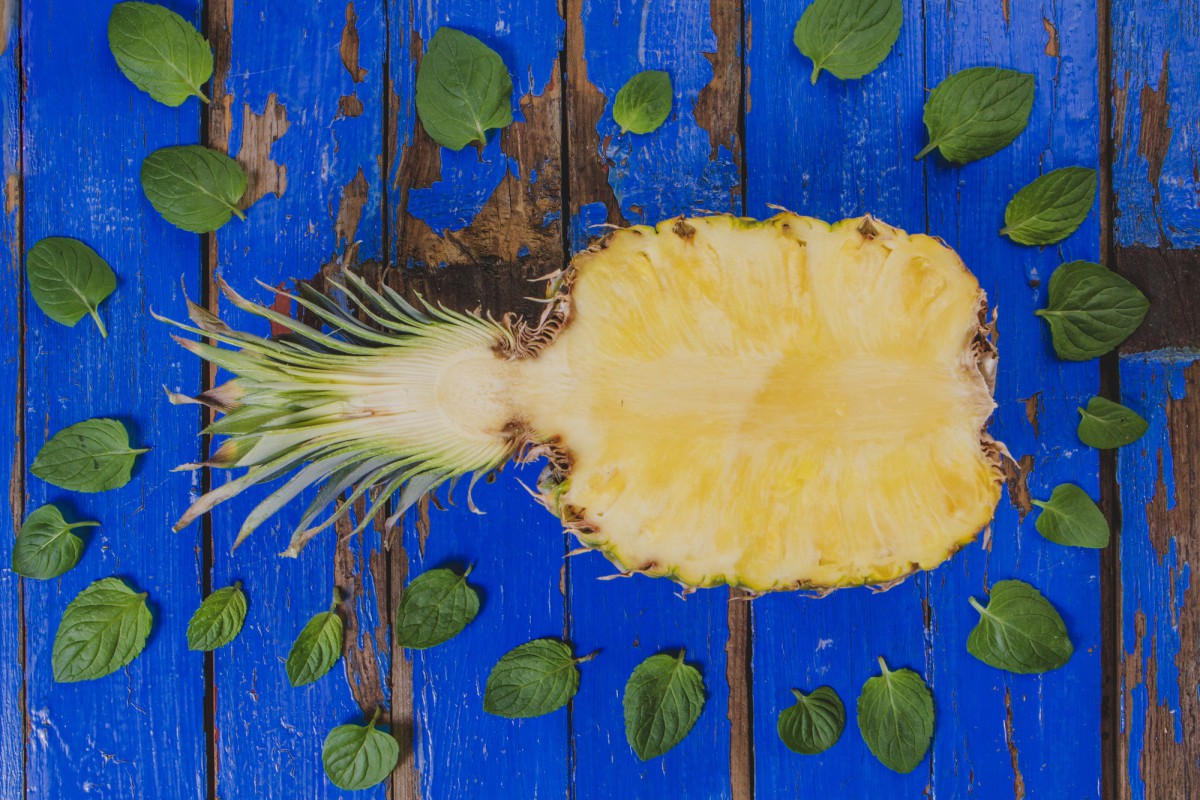 Секреты азиатской кухни: как нарезать ананас красиво и быстро