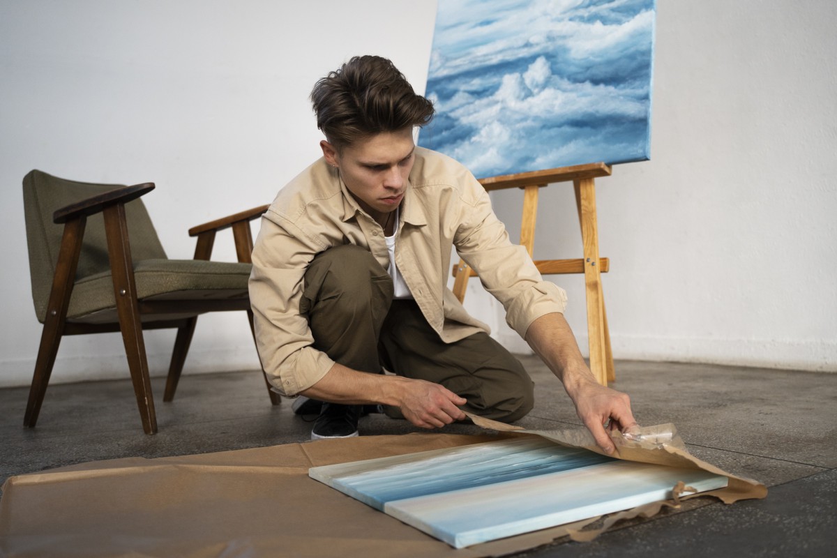 Как незаметно устранить расхождение обоев на стыках