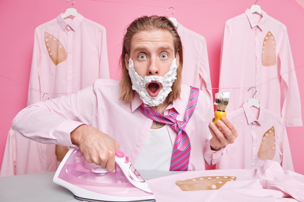 Как убрать жирное пятно с одежды: 3 проверенных способа