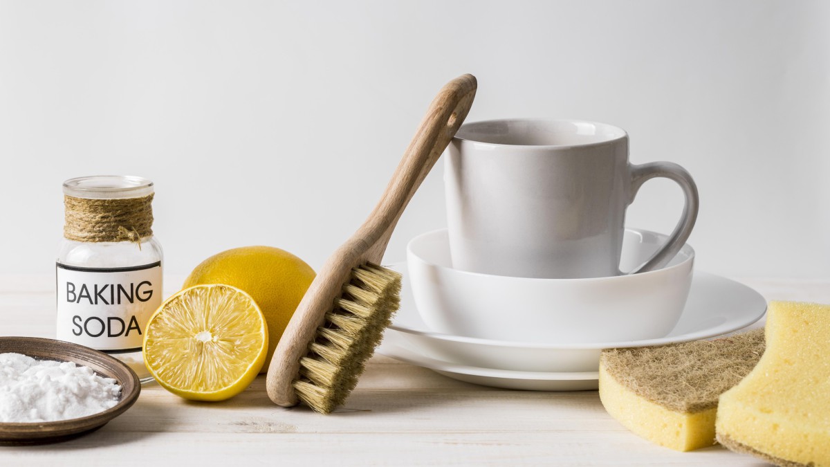 Зубная паста на кухне: необычные способы применения