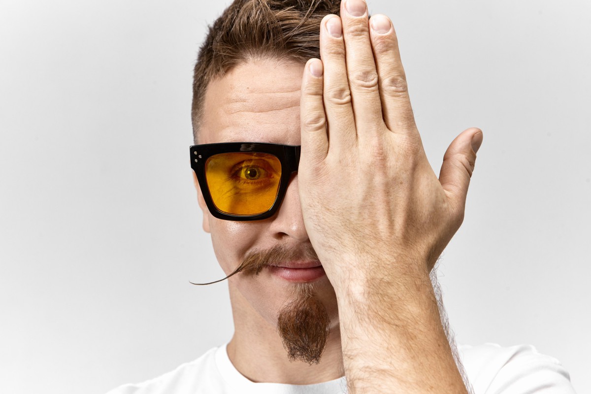 Как выбрать идеальные солнцезащитные очки: советы офтальмолога