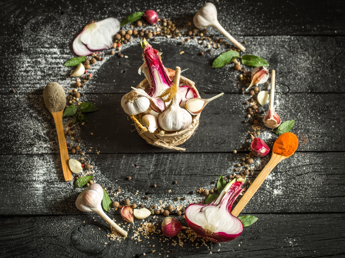 Как сохранить лук на годы: простой способ для длительного хранения