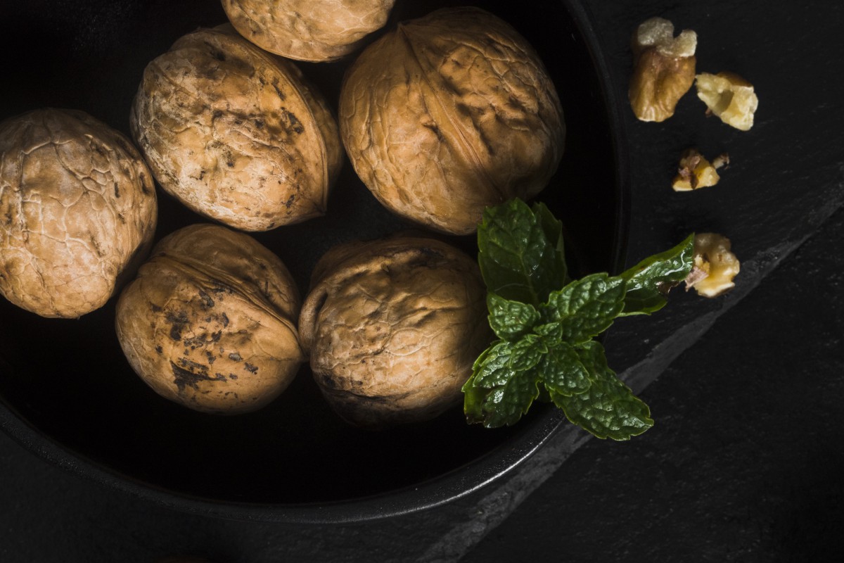 Как убрать горечь из грецких орехов: простой способ