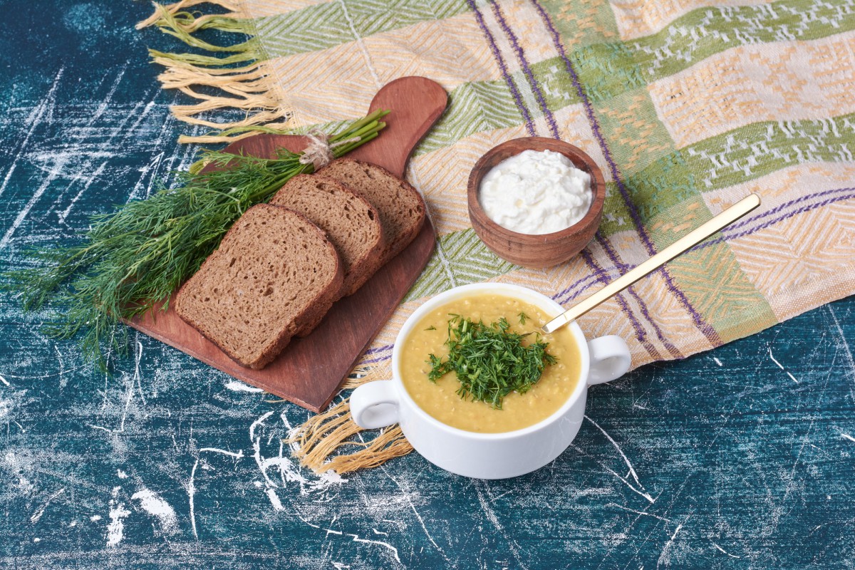 Летний холодный суп за 10 минут: альтернатива окрошке