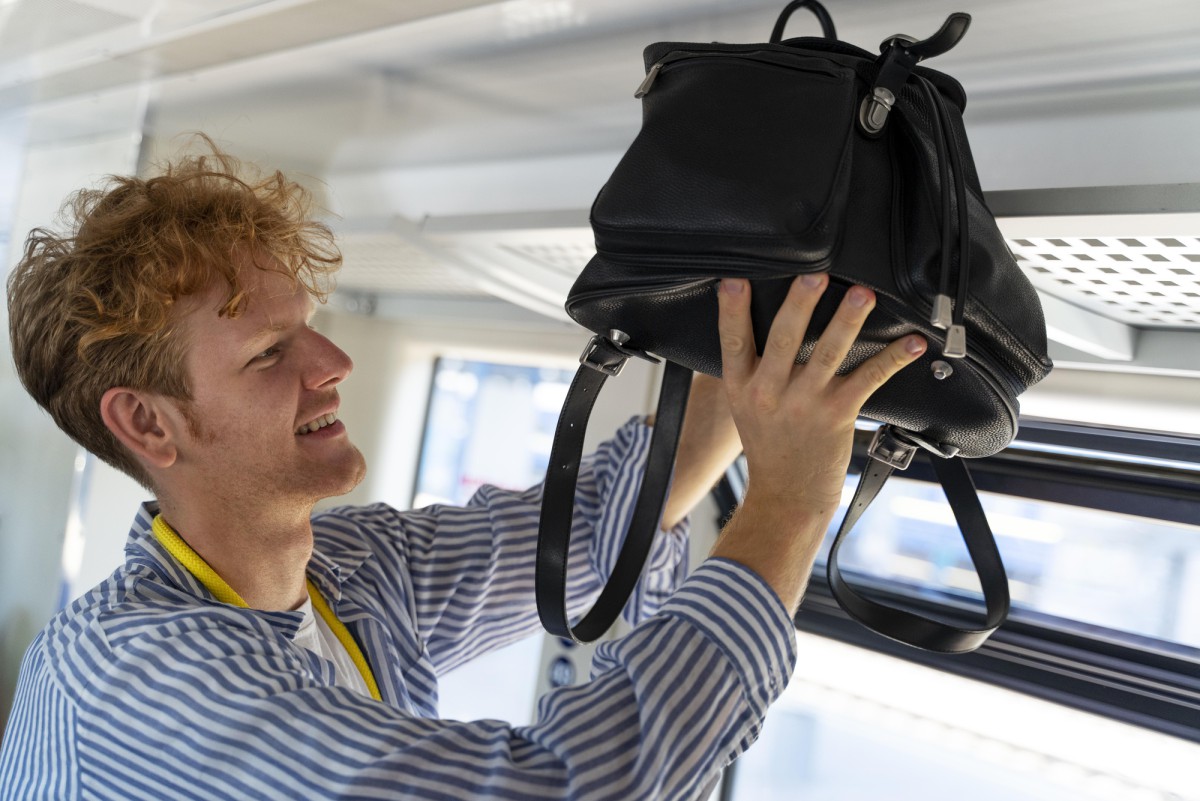 Карабины в путешествии: зачем они нужны и как их использовать