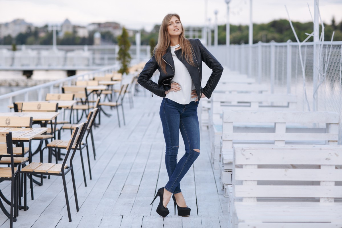 Брюки-клёш: возвращение тренда и секрет стройных ног от Эвелины Хромченко!