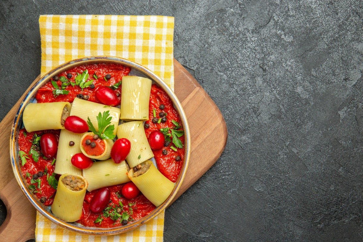 Паста с запечёнными овощами и сыром фета: простой рецепт для вкусного ужина