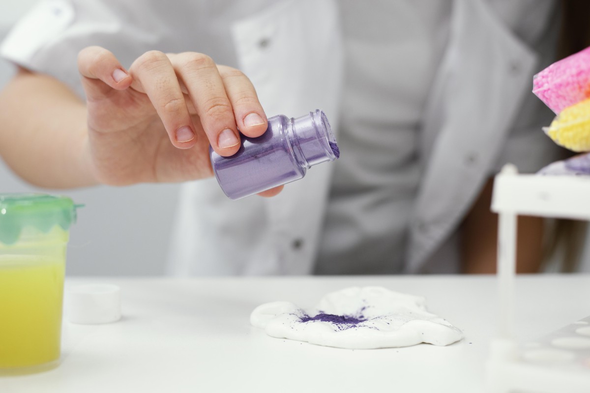 Как удалить пятна от дезодоранта: простой и эффективный способ