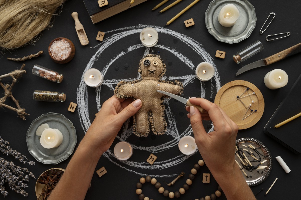 Июльские предсказания для Тельцов: что ждёт в любви и карьере