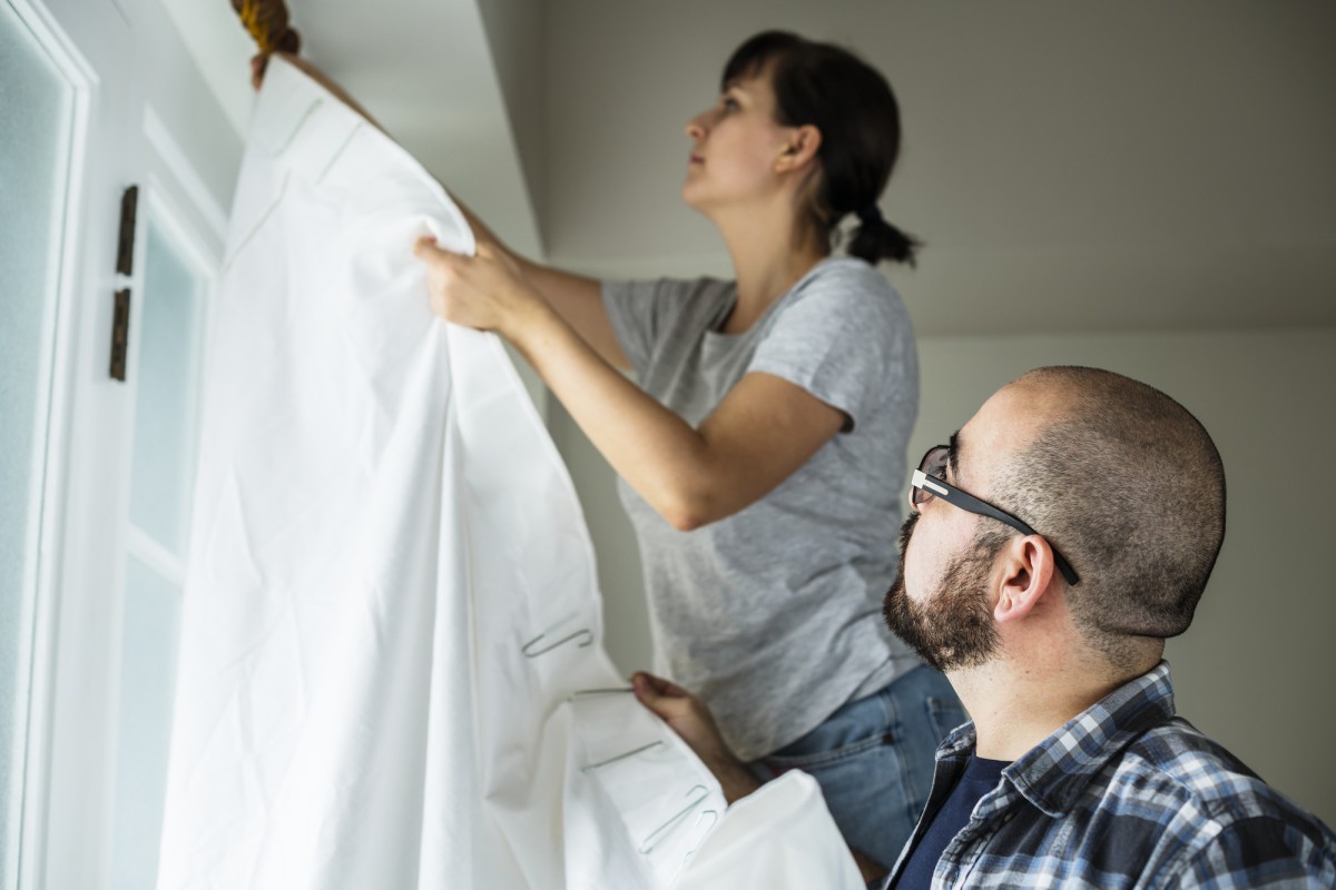 Как утеплить окна и забыть о сквозняках: простой и бюджетный способ