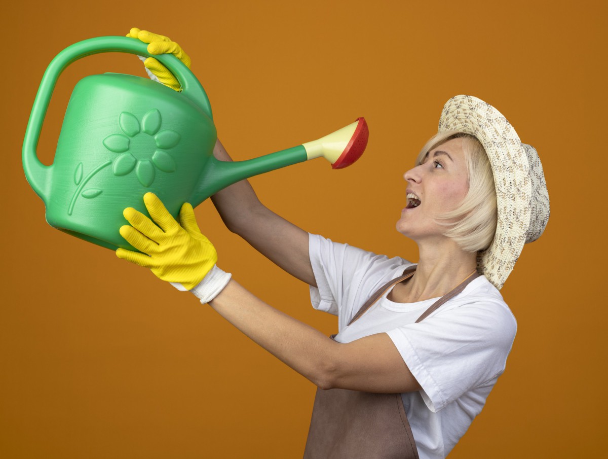 Как использовать старый тюль на даче: идеи для практичных хозяев