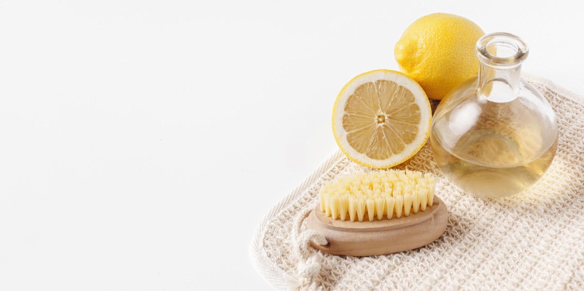 Лимонная кожура: неожиданный способ очистить унитаз и не только