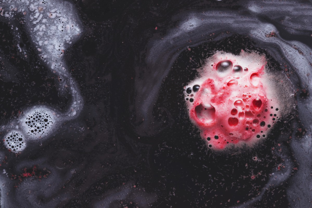 Волшебное средство для сияющей кухонной мойки: секрет из ванной комнаты