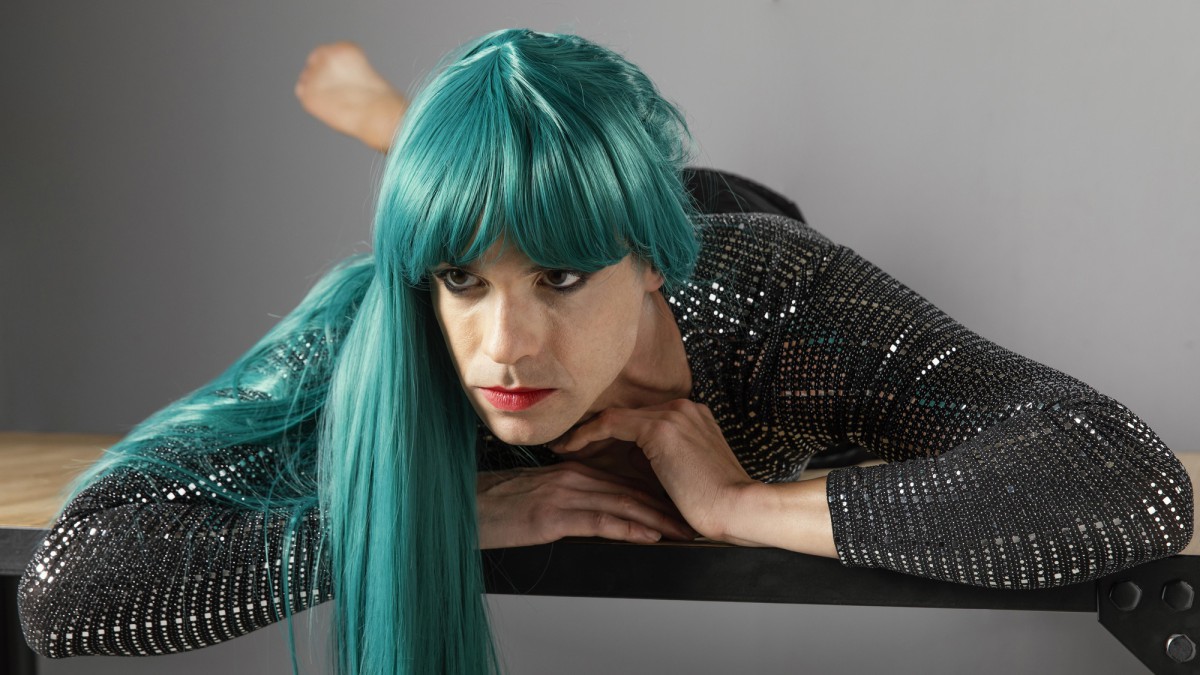 Опасность натуральных красителей: почему хна и басма могут навредить волосам