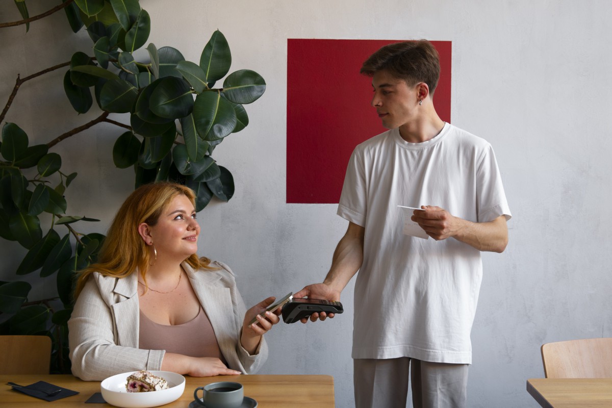 Как защитить себя от некачественных товаров на рынке: советы бывалых