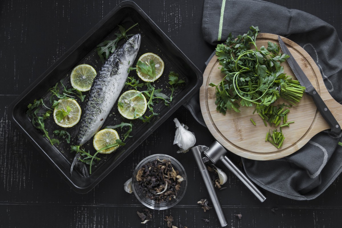 Как приготовить ресторанное блюдо из дешёвой рыбы: японский секрет жарки карпа и карася