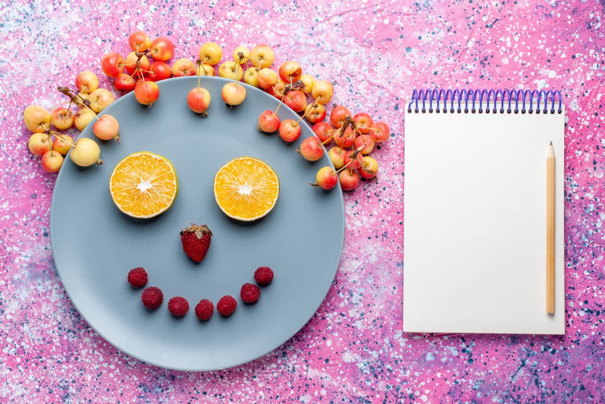 Как не переесть в новогоднюю ночь: советы диетолога