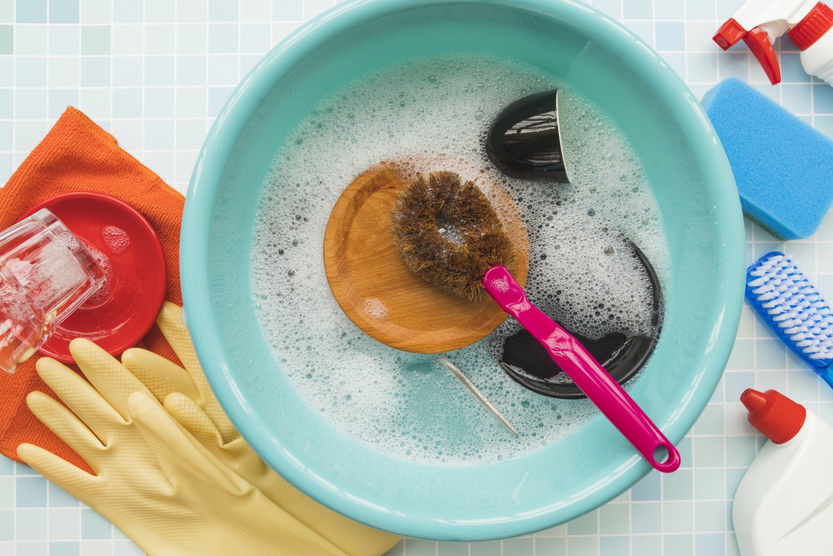 8 супер-способов очистить плиту без химии: подручные средства, которые всегда под рукой!