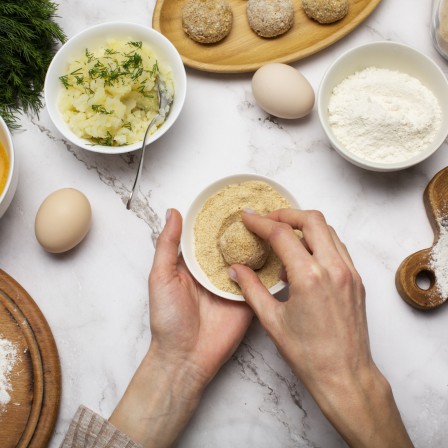 Бюджетный десерт из пельменного теста: удивите всех этим лакомством!