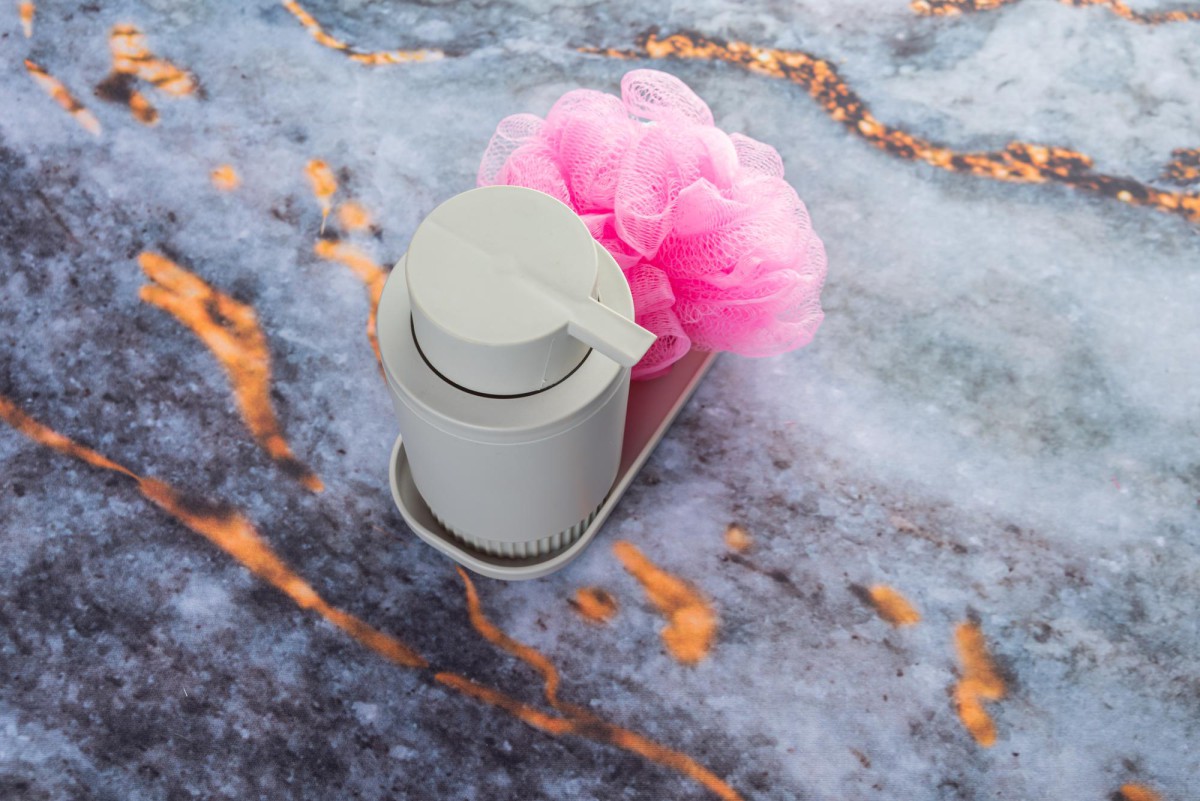 Шариковый дезодорант: 2 необычных способа применения