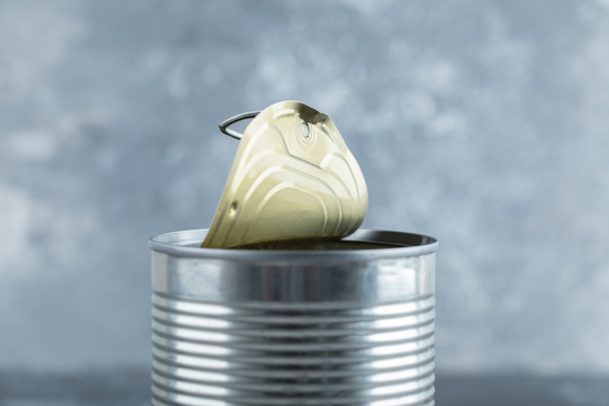 Почему банки с крышками 'твист-офф' нельзя переворачивать?