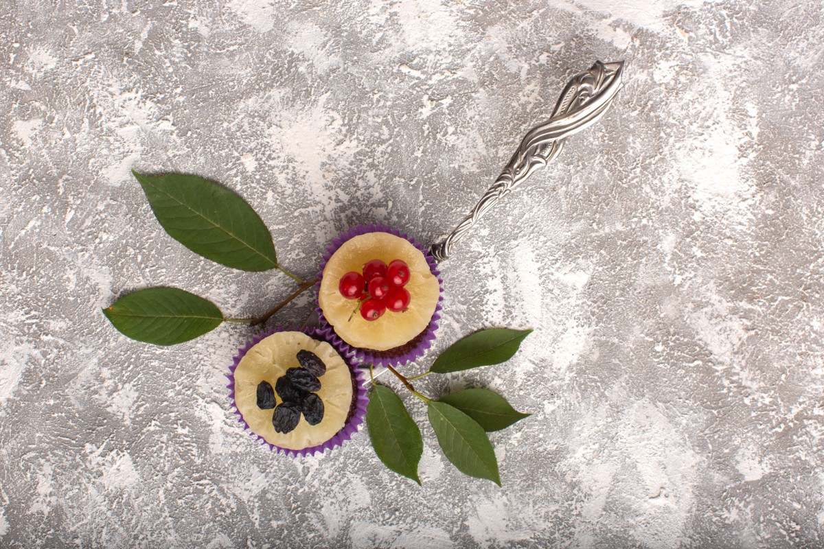 Сливовый восторг: готовим нежный десерт без выпечки!