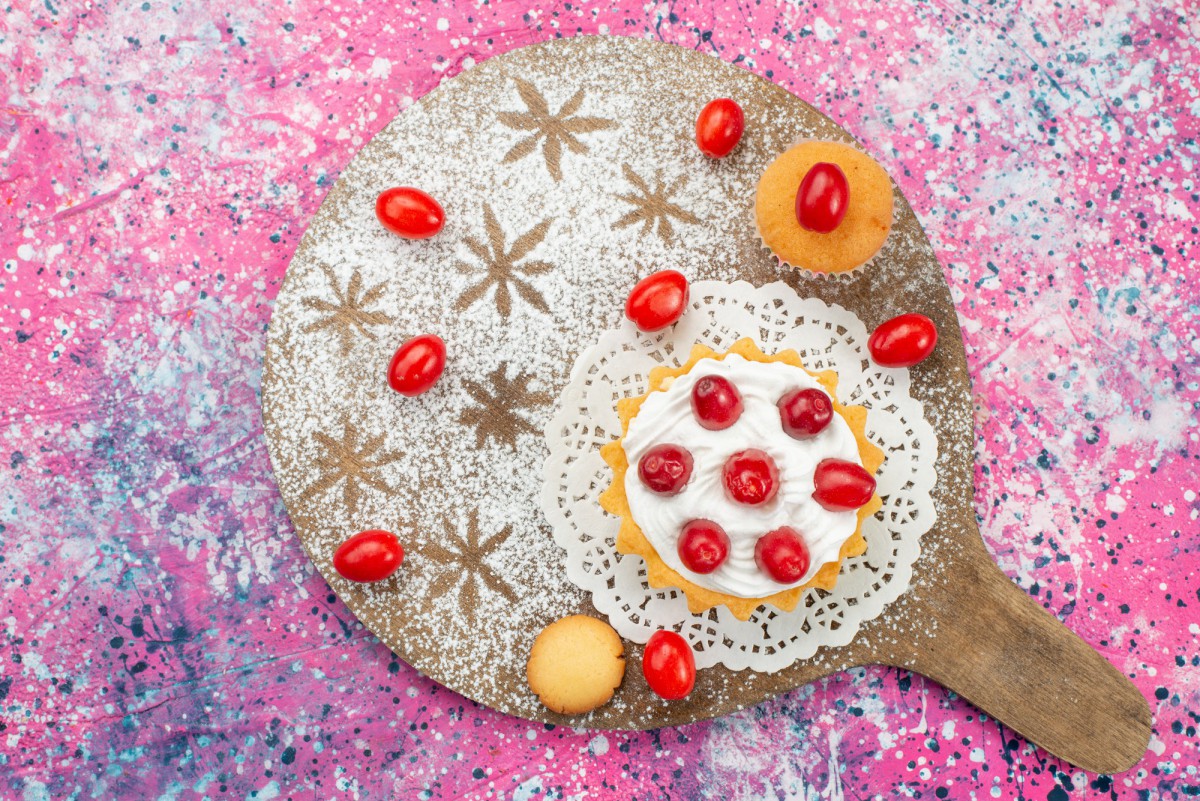 Селёдка под шубой в виде яркого чизкейка: новый взгляд на классический салат