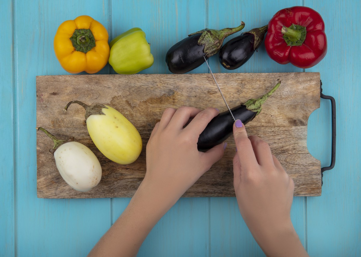 Как избежать порезов при работе с ножом на кухне