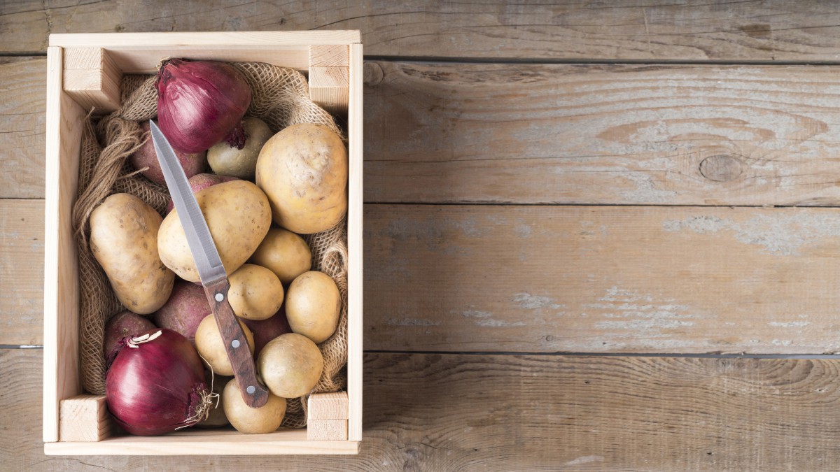 Как сохранить картофель свежим надолго: один надёжный способ