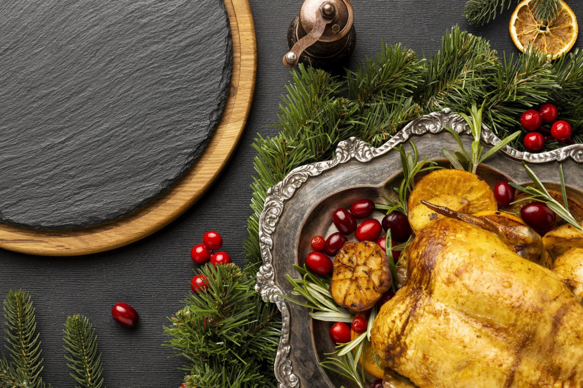 Запечённый гусь в духовке: как приготовить сочное и нежное мясо с хрустящей корочкой